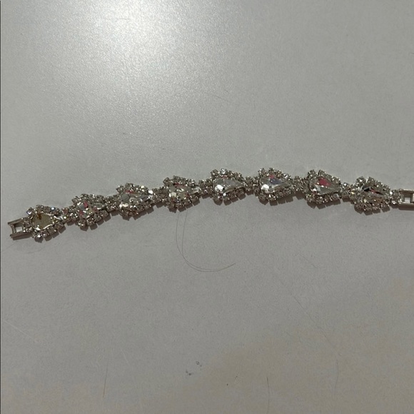 Pageant Earrings and Bracelet - Picture 4 of 5